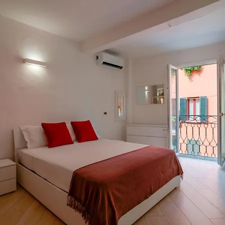A Un Passo Da Lucio Apartament